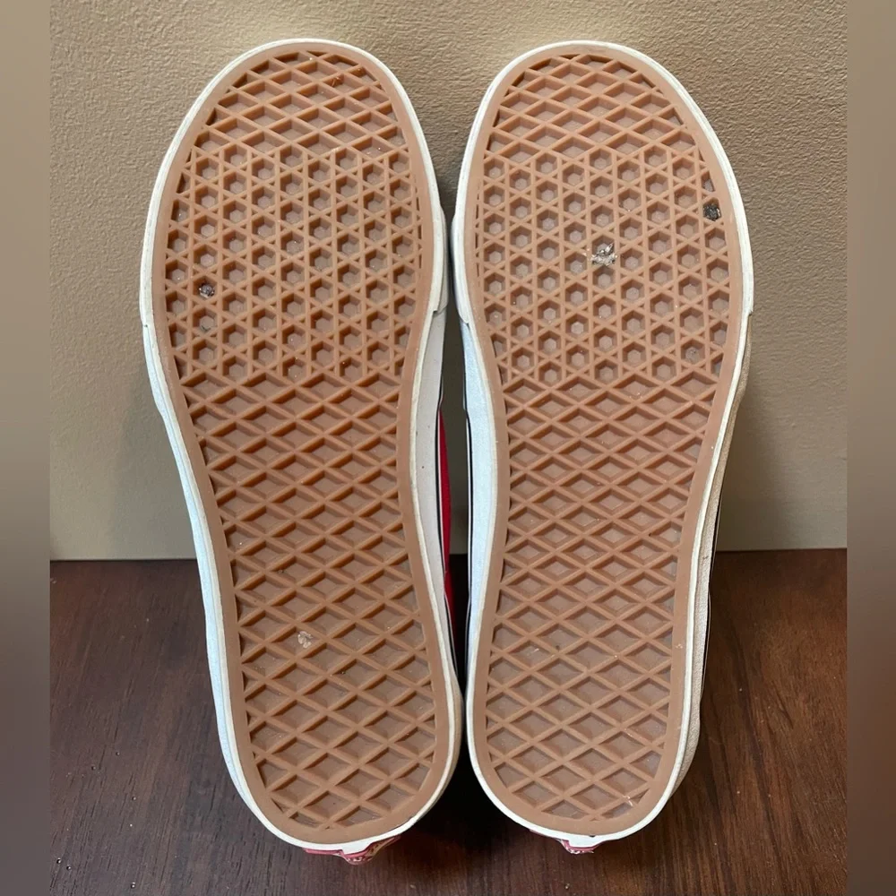 Vans * Sk8-Hi Shoes / Hi-Top Sneakers, Red / White, Men’s  8.5 / Women’s 10